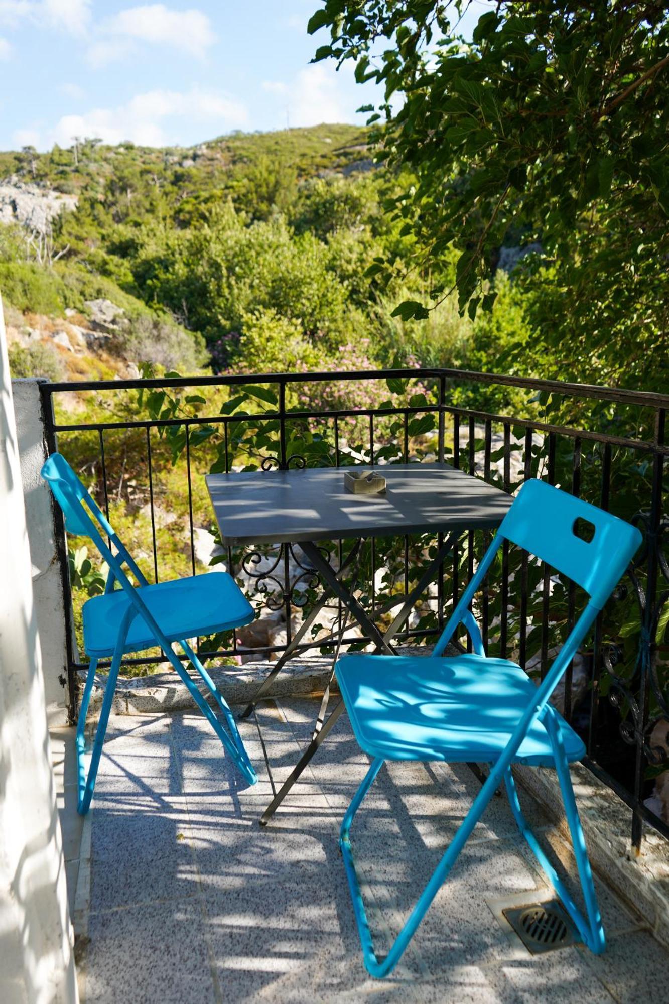The Mesaktis River 1 Apartment
